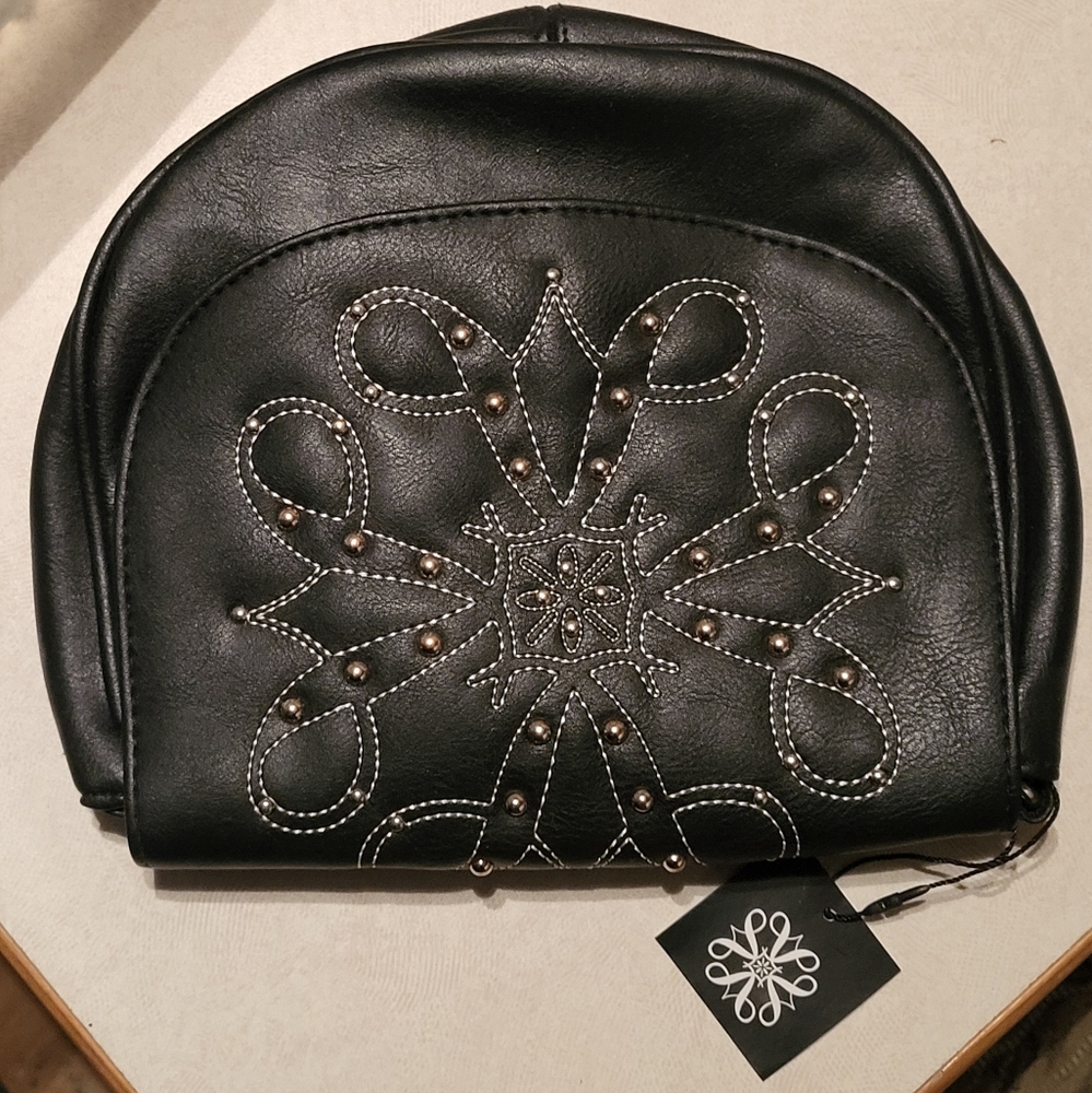 Black NWT zippered makeup bag purse Avon Pleather Snowflake Pattern